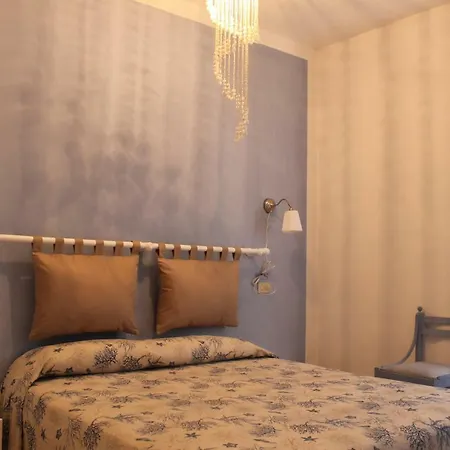 Casa Azzurra Piano Terra Apartment *